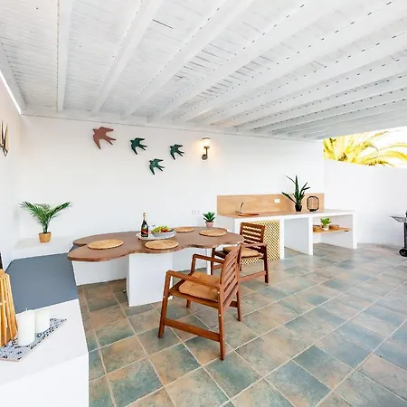 Sea Moon Lanzarote Villa *